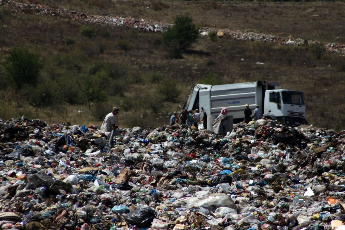 Living from scrap material