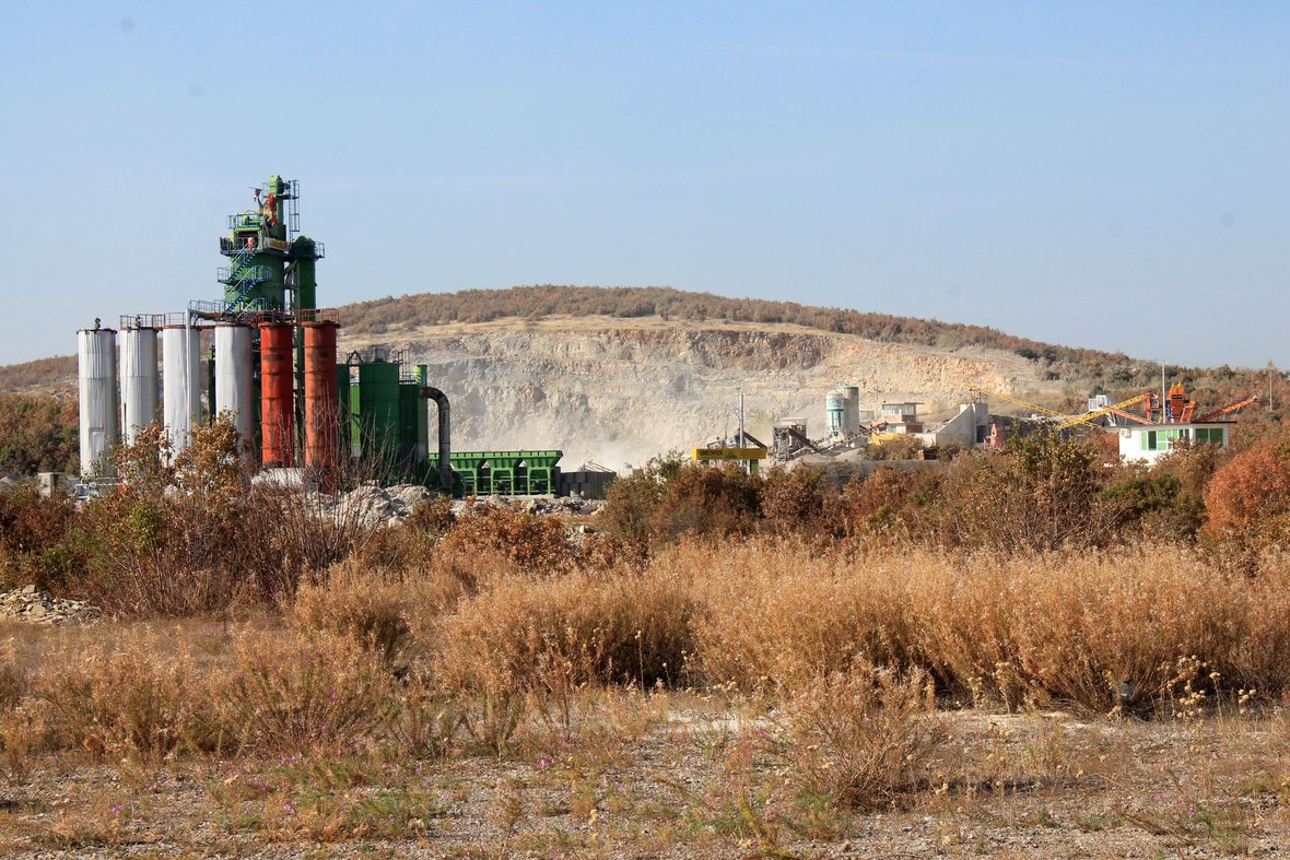Pasojat në mjedis nga nxjerrja e zhavorrit dhe gurëve